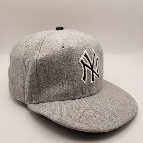 New Era New York Yankees Hat Size 7 1/4 - Picture 1 of 7